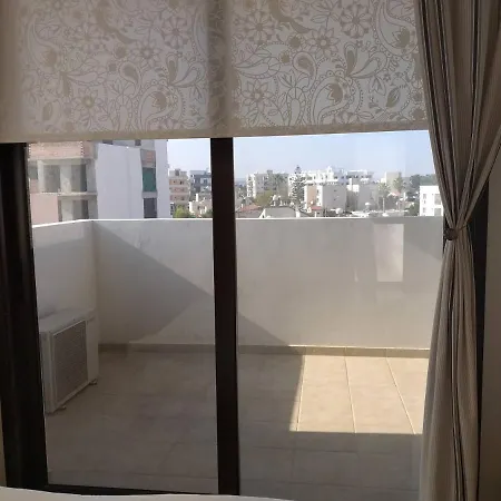 Lägenhet Horizon Luxury 4 Larnaca